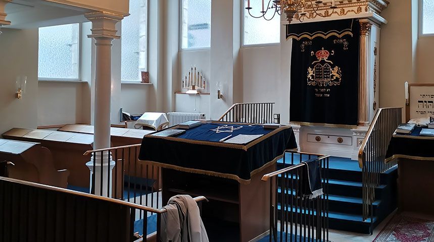 Innenraum der Fürther Synagoge